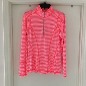 ZELLA  PULLOVER JACKET, LIGHTWEIGHT  Size M